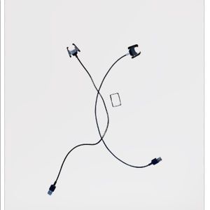 Fitbit Charge 4 chargers and screen protector